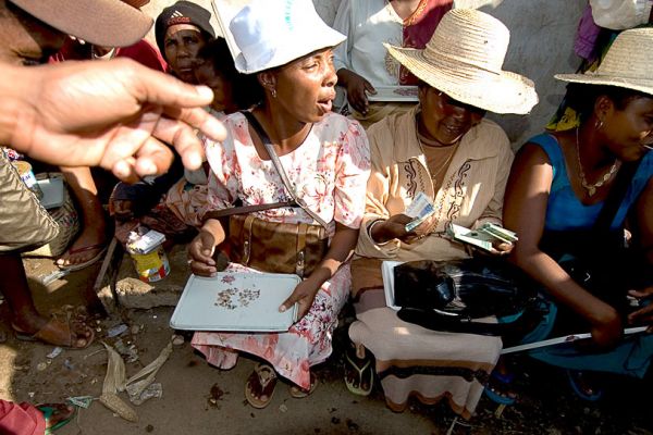 Trading sapphire in Ilakaka