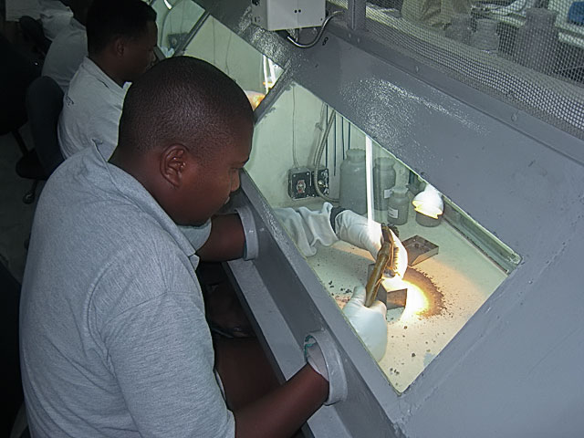 Sorting room at TanzaniteOne