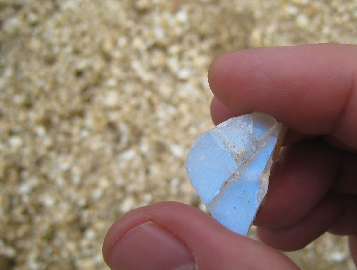 Moonstone or peristerite? Only your microprobe knows for sure. Lotus Gemology.