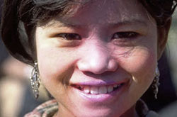 Beryllium Diffusion in Orange Sapphire • The Skin Game